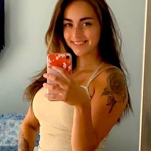 Meet your Posher, Jasmine